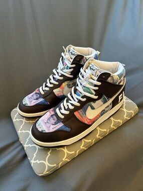 Nike SB Dunk High Pro X FUTURA
“FLOM”